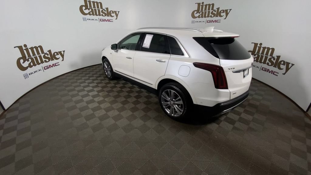 Certified 2024 Cadillac XT5 Premium Luxury w/ Technology Package AWD/4WD image 6