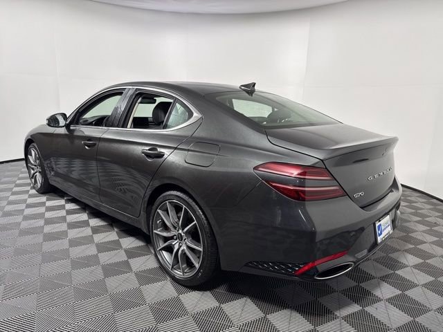 Used 2025 Genesis G70 2.5T image 5