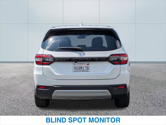 Certified 2025 Honda Pilot EX-L image 8
