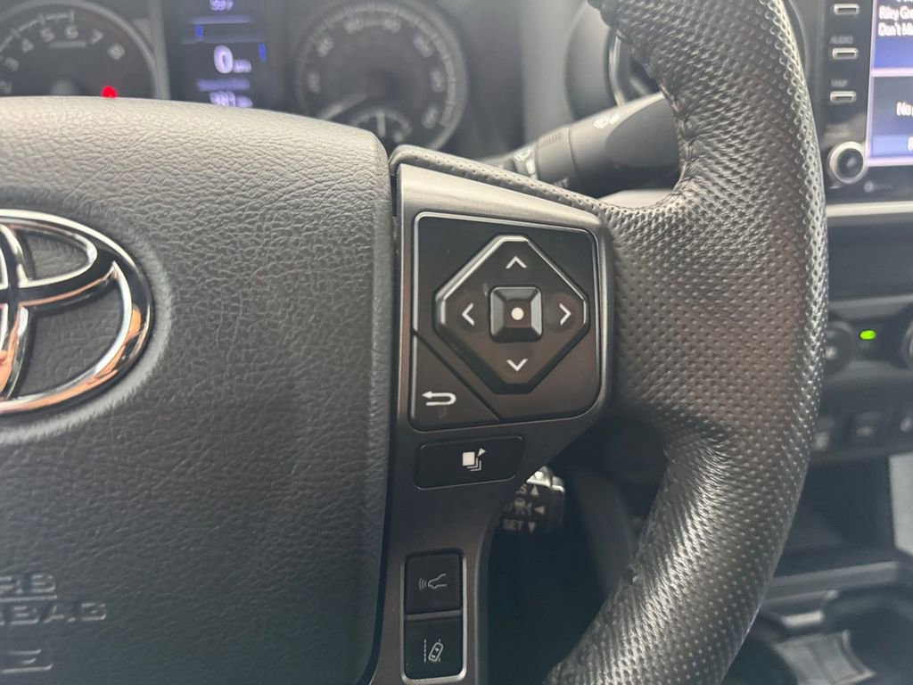 Used 2020 Toyota Tacoma TRD Off-Road image 21