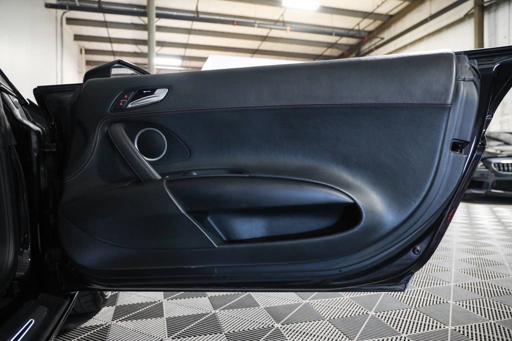 Used 2014 Audi R8 V8 image 27