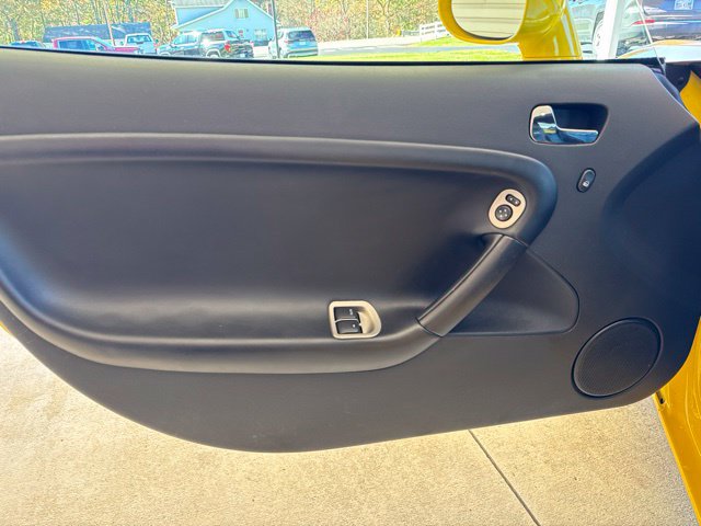 Used 2008 Pontiac Solstice GXP w/ Premium Package RWD image 9