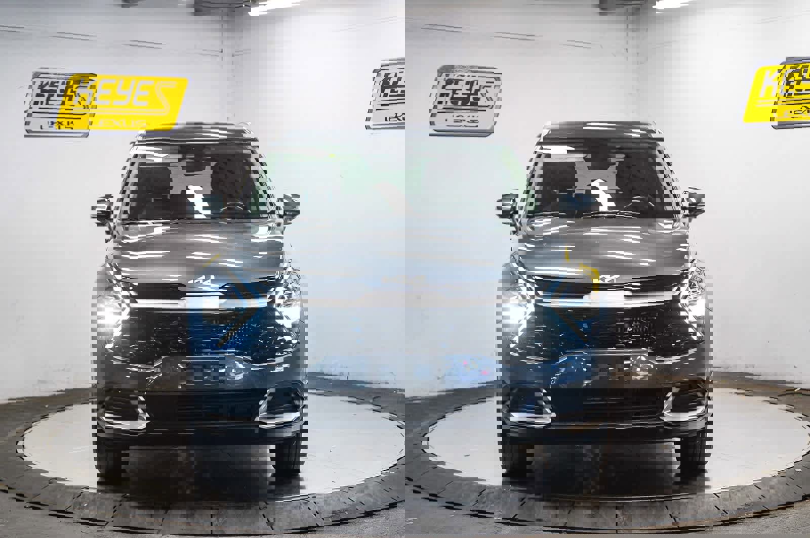 Used 2023 Kia Sportage EX image 6