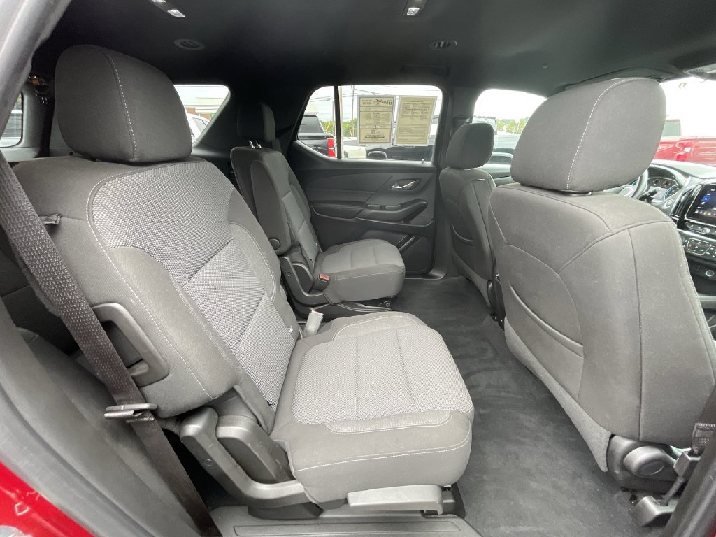 Certified 2022 Chevrolet Traverse LT w/ LPO, Floor Liner Package AWD/4WD image 27