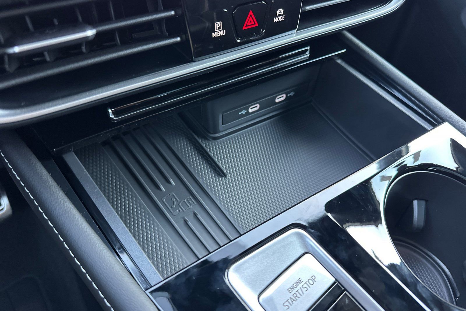 New 2026 Volkswagen Atlas Cross Sport SEL Premium R-Line image 24