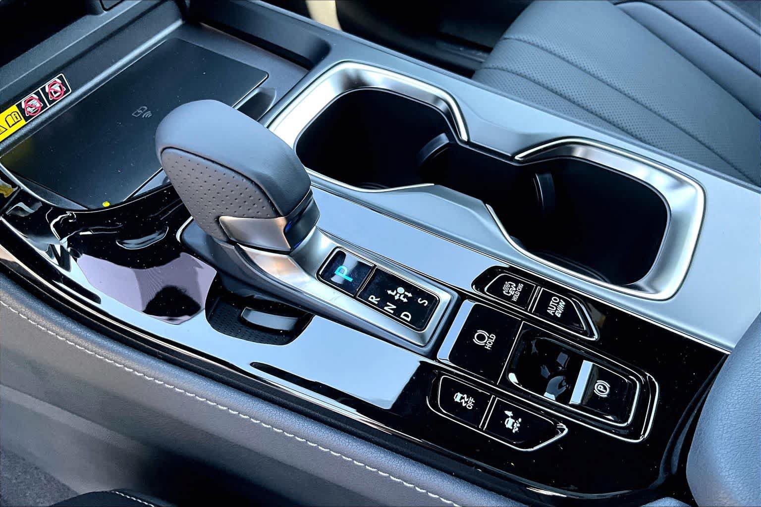 New 2026 Lexus NX 450h+ F Sport AWD/4WD image 11