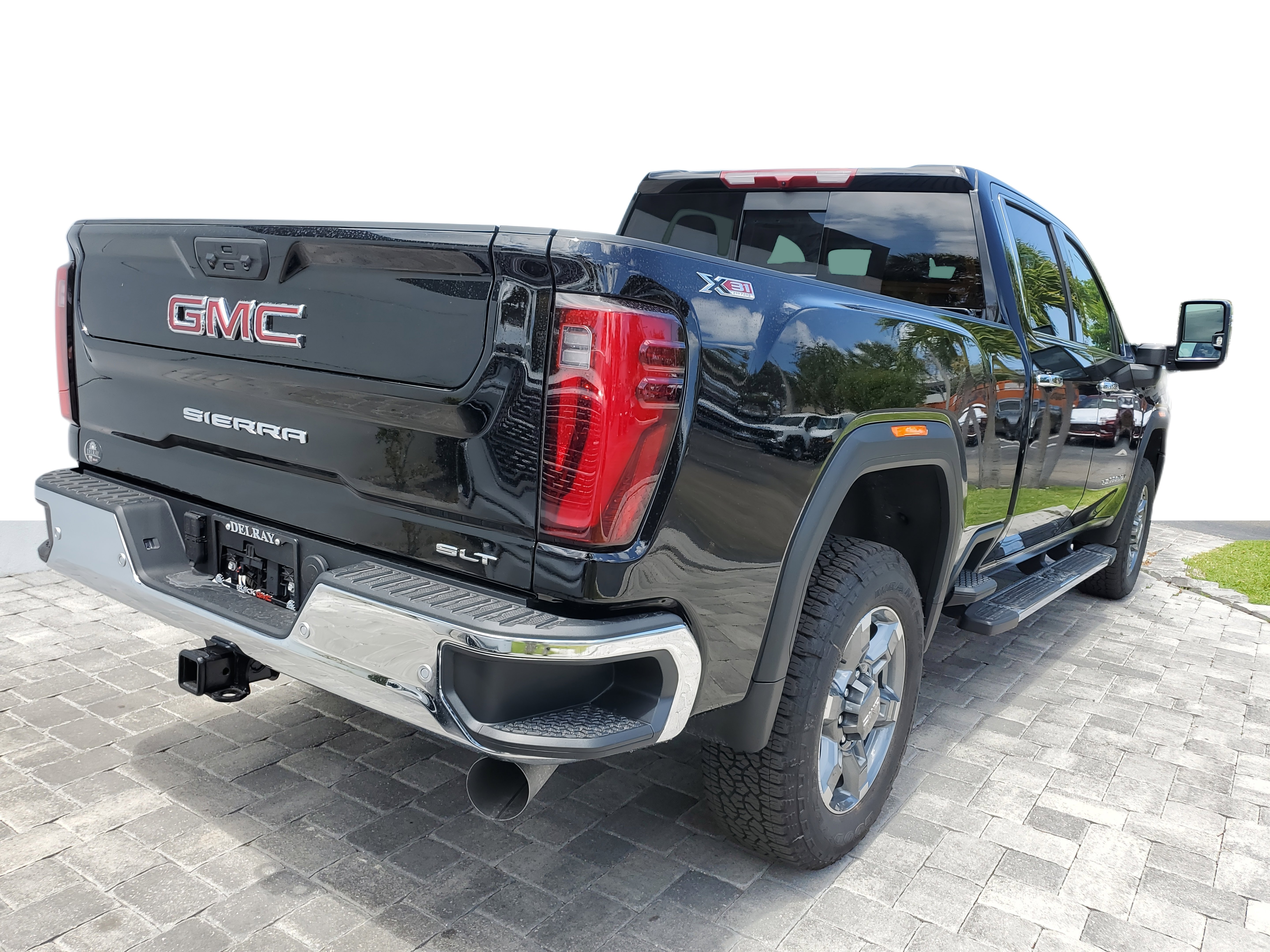 New 2025 GMC Sierra 2500 SLT w/ SLT Premium Package image 5