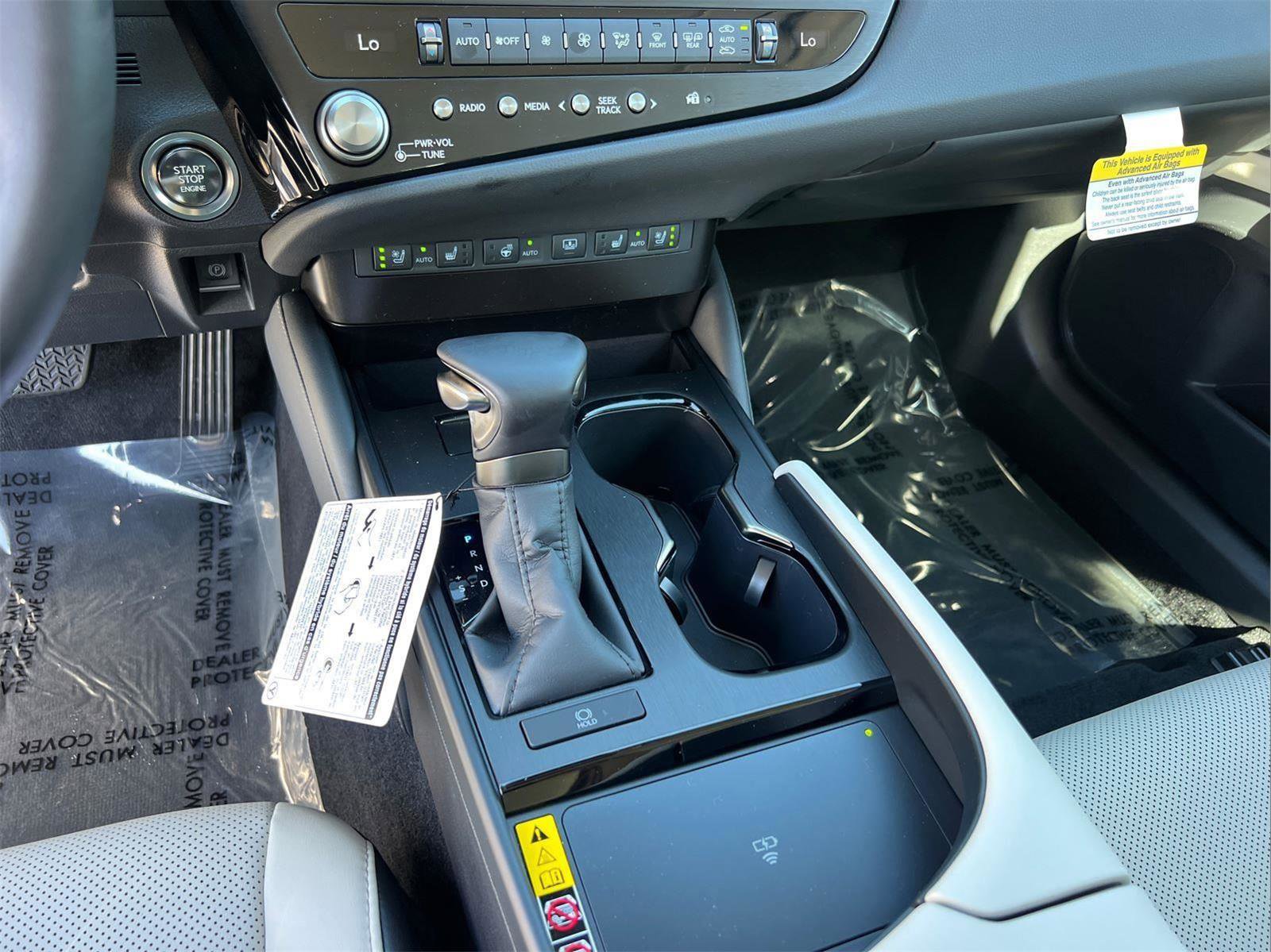 New 2025 Lexus ES 350 w/ Premium Package image 25