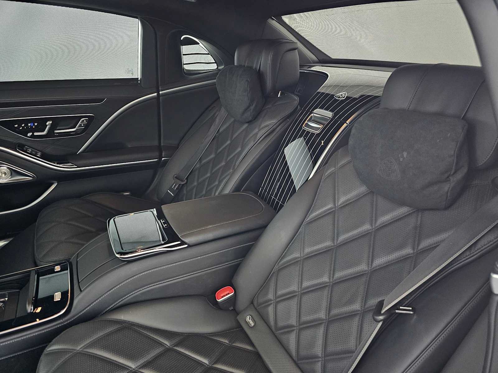 Used 2024 Mercedes-Benz Maybach S 580 4MATIC image 17