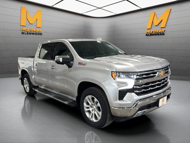 Used 2022 Chevrolet Silverado 1500 LTZ w/ Technology Package image 2