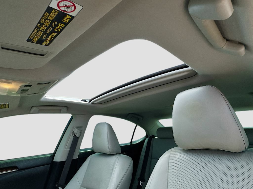 Used 2015 Lexus ES 350 w/ Luxury Package FWD image 23