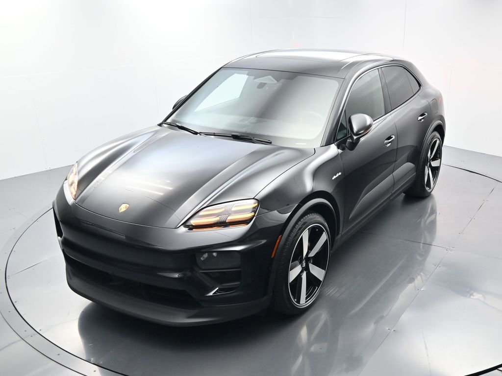 Certified 2024 Porsche Macan 4 Electric image 34