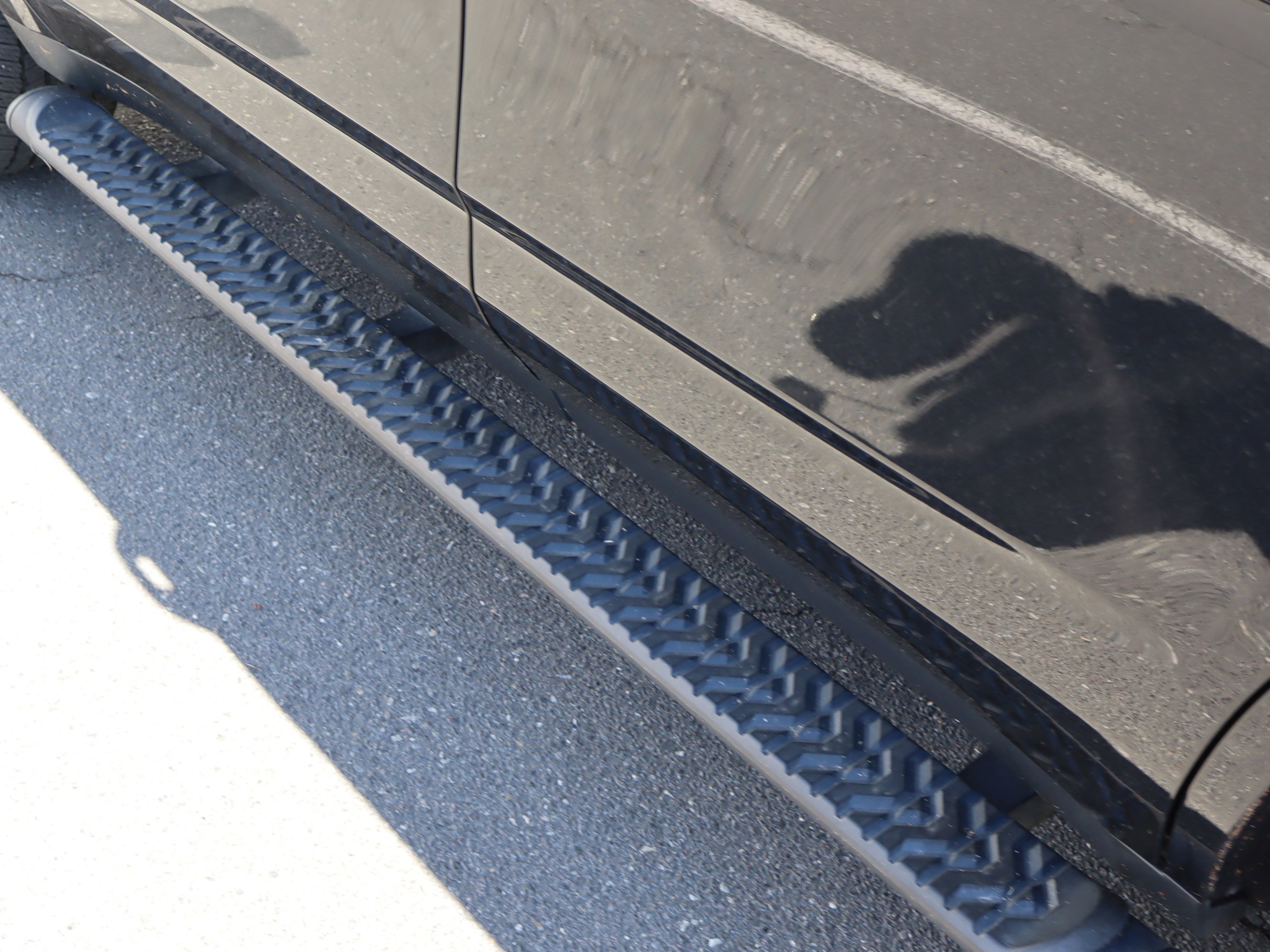 Used 2021 Chevrolet Tahoe Z71 w/ Z71 Off-Road Package image 13