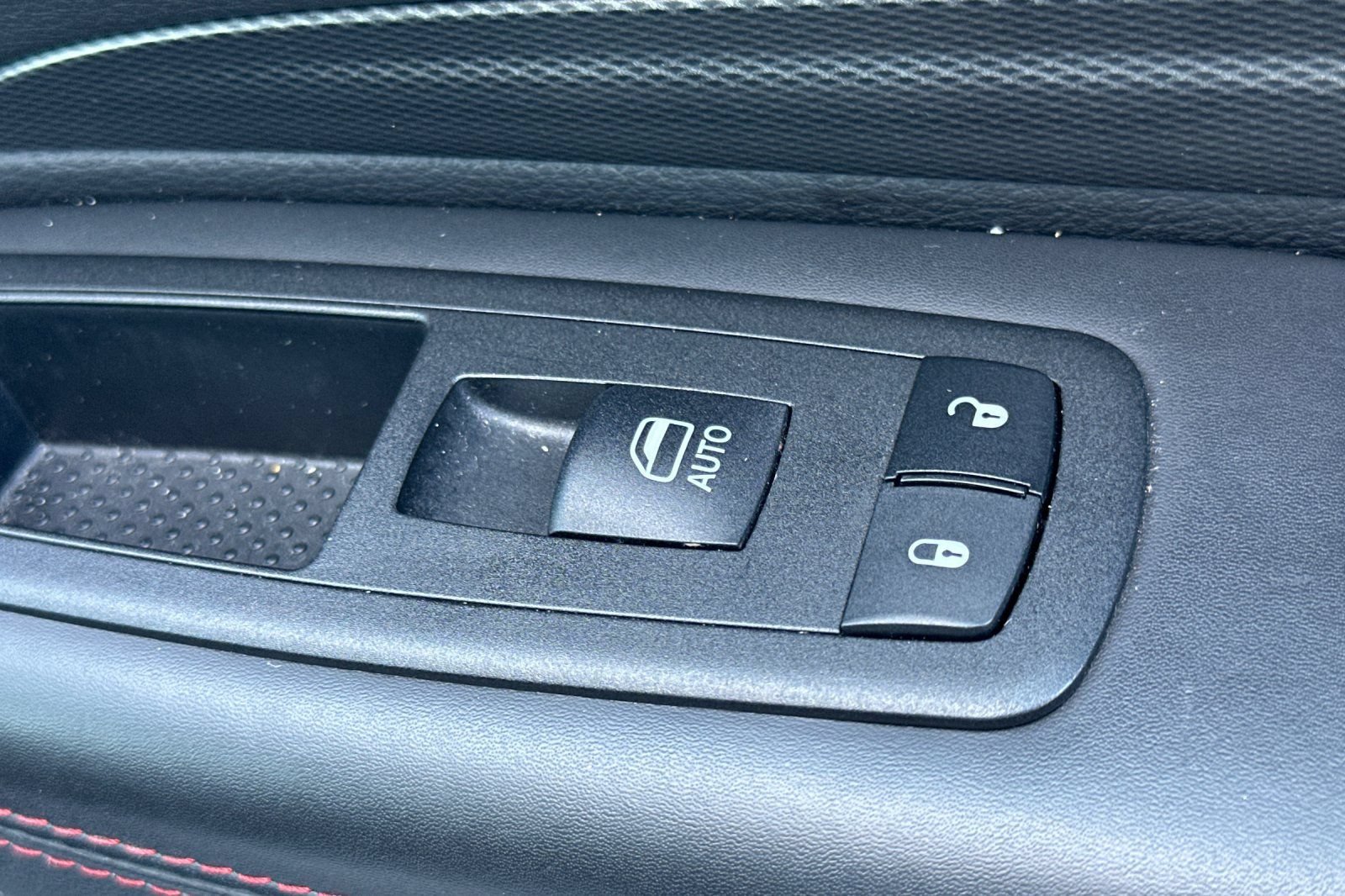 Used 2024 Dodge Durango GT AWD/4WD image 21