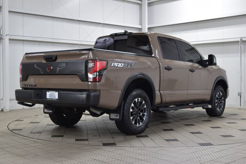 Used 2024 Nissan Titan PRO-4X w/ Pro-4x Convenience Package image 7