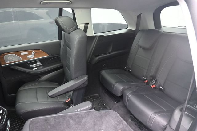 Certified 2026 Mercedes-Benz GLS 450 4MATIC image 22
