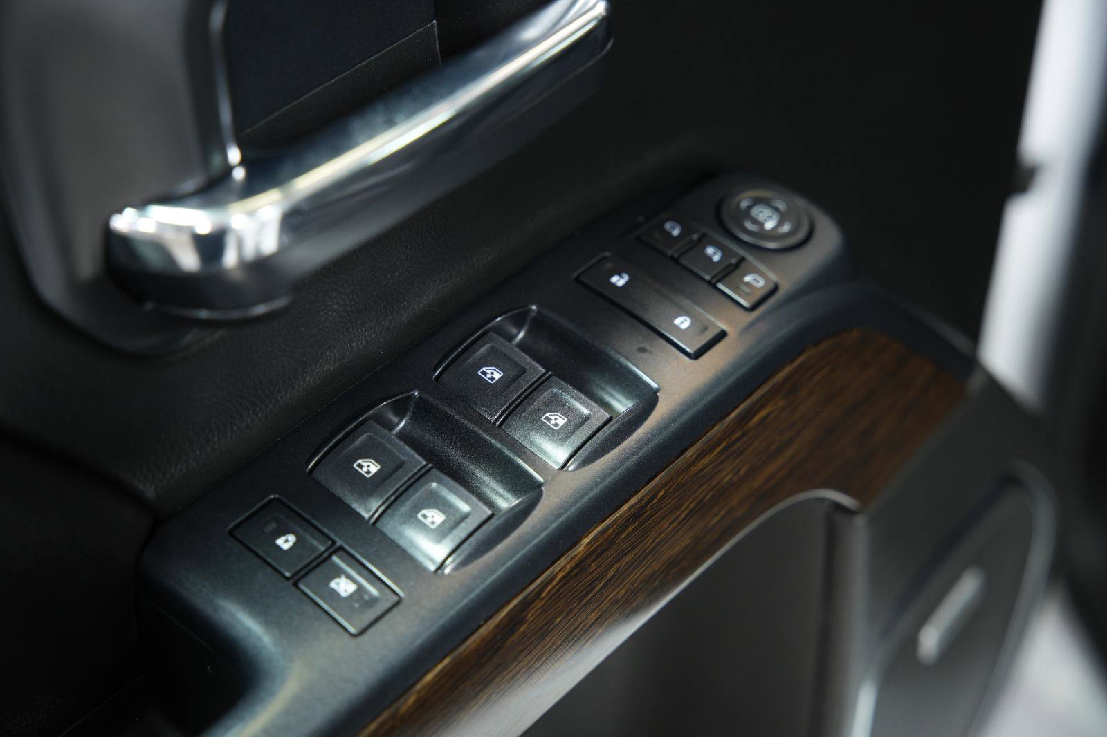 Used 2018 GMC Sierra 1500 Denali w/ Denali Ultimate Package image 26