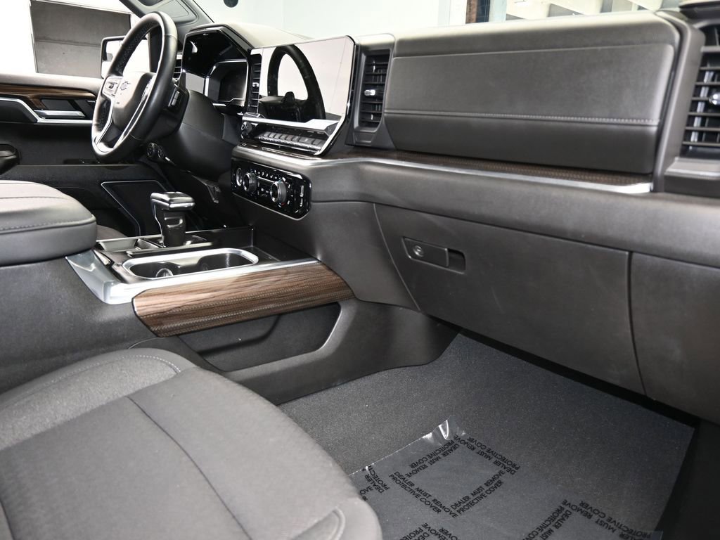 Used 2024 Chevrolet Silverado 1500 RST image 44
