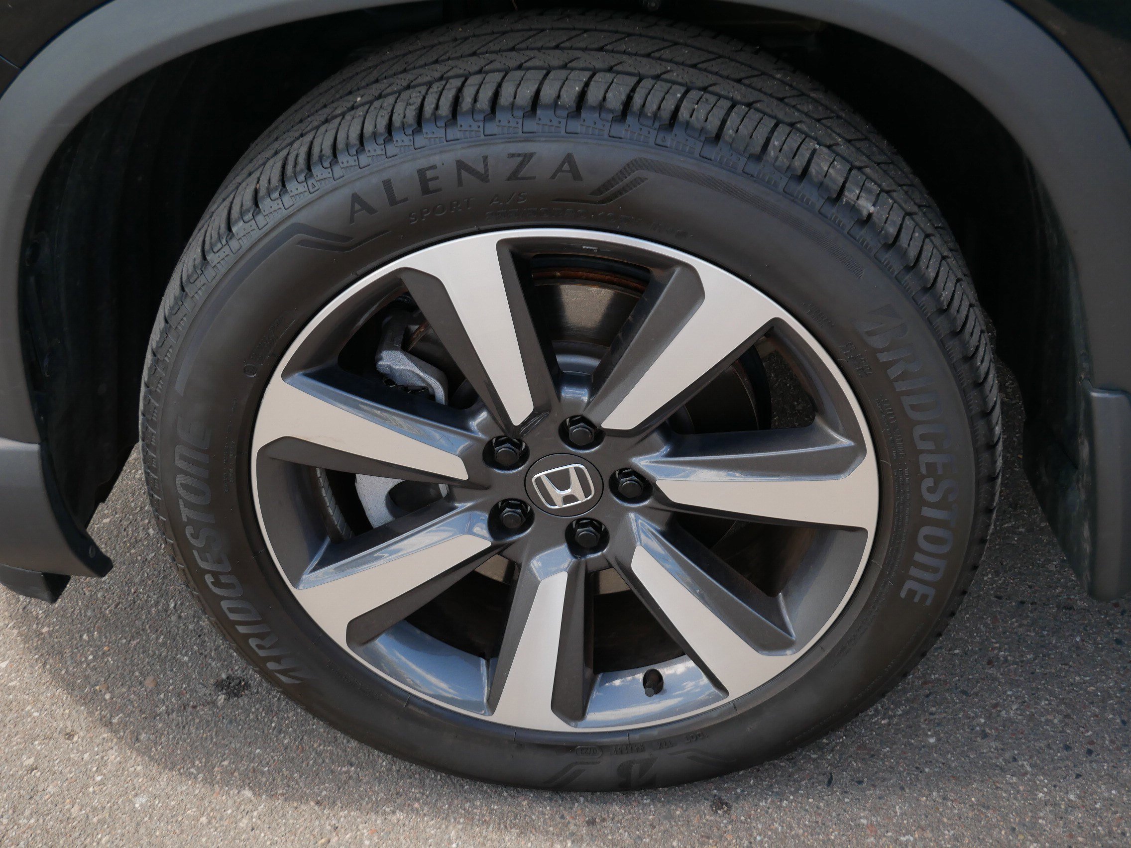 Certified 2023 Honda Pilot Touring image 15