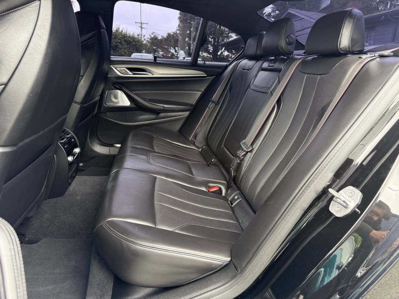 Used 2019 BMW M5 w/ Executive Package AWD/4WD image 11