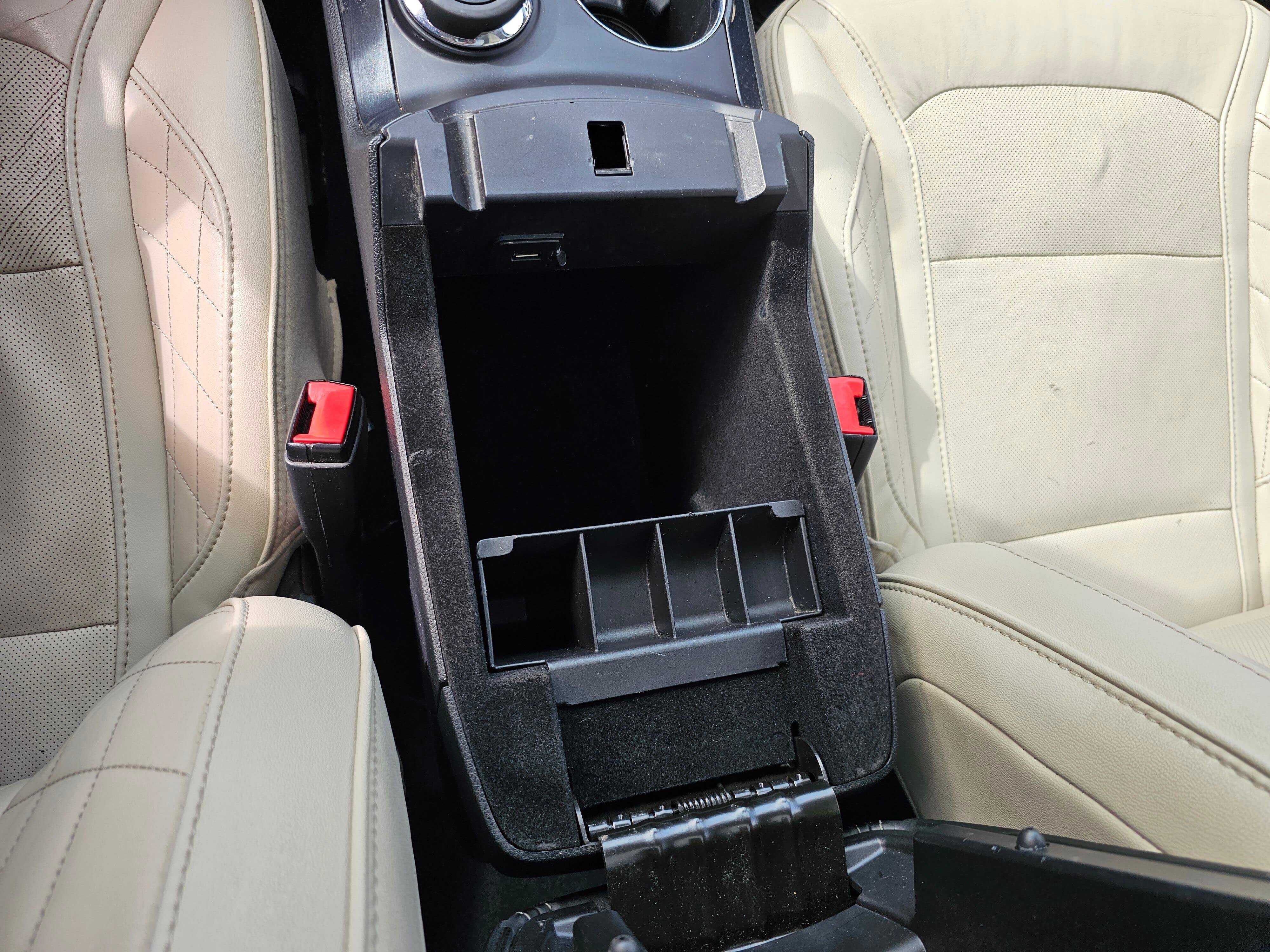 Used 2018 Ford Explorer Platinum AWD/4WD image 32