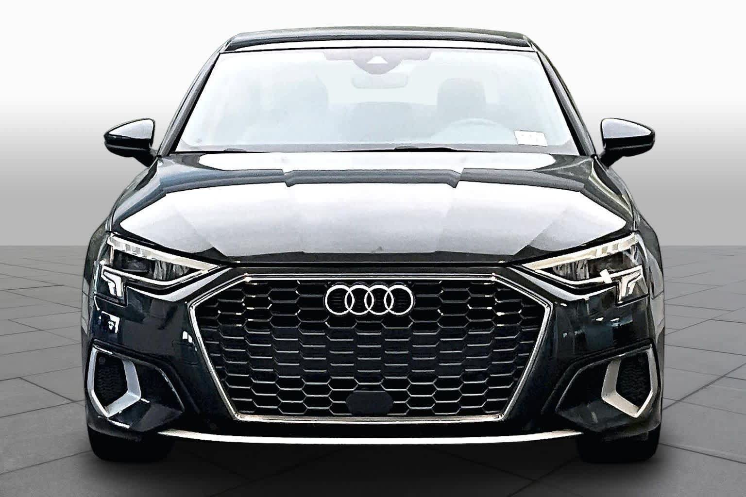 Used 2023 Audi Q8 Premium Plus w/ Premium Plus Package AWD/4WD image 4