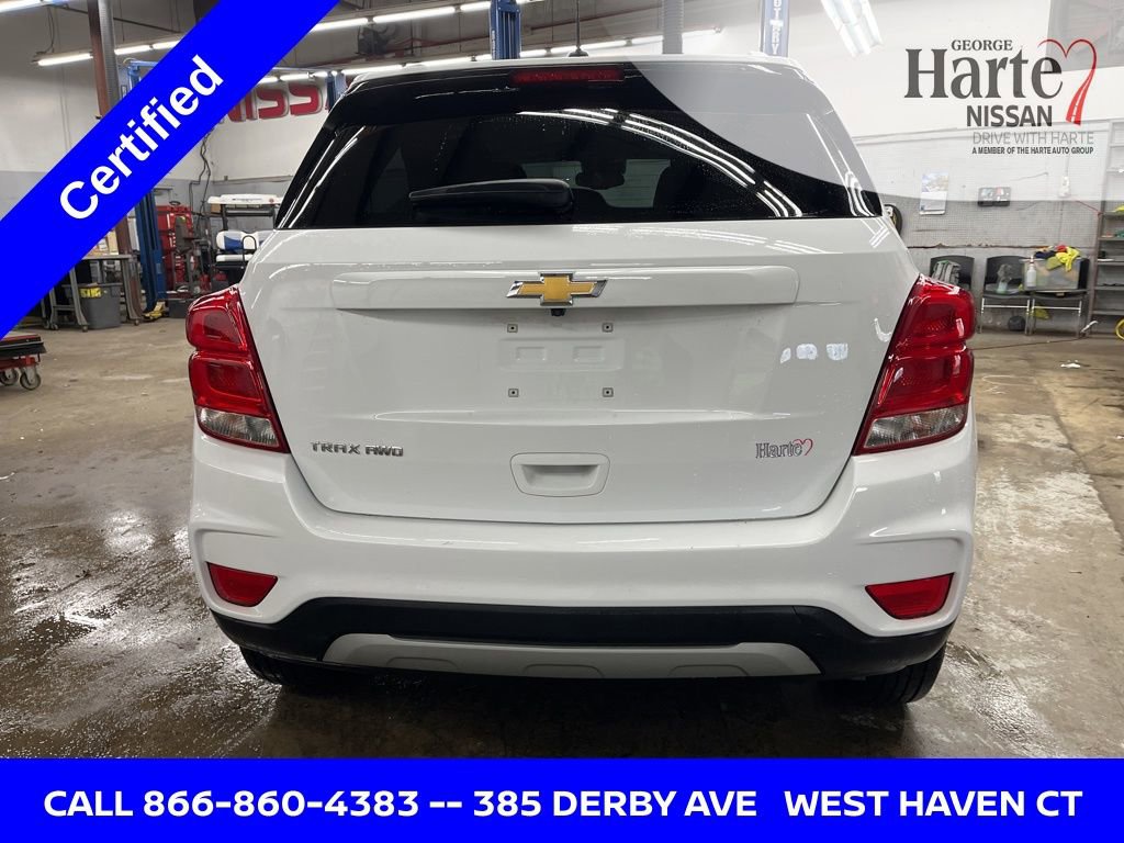 Used 2022 Chevrolet Trax LT w/ LT Convenience Package image 4