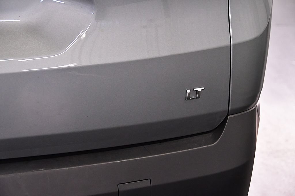 Used 2023 Chevrolet Traverse LT AWD/4WD image 11