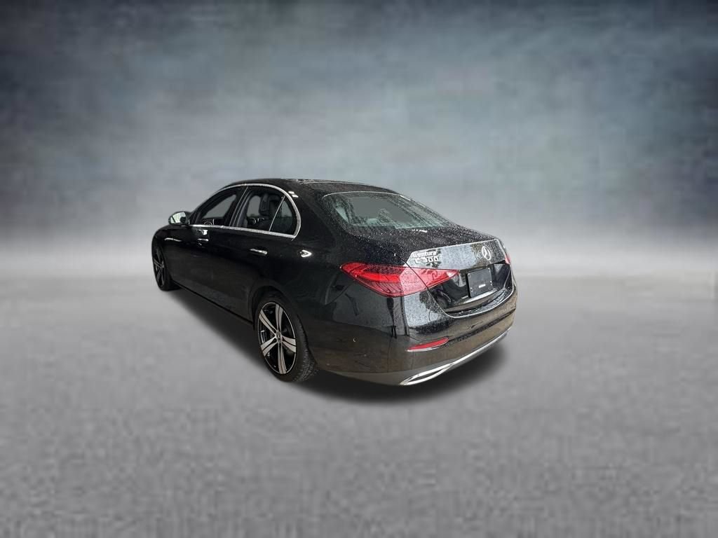Used 2025 Mercedes-Benz C 300 4MATIC Sedan image 5