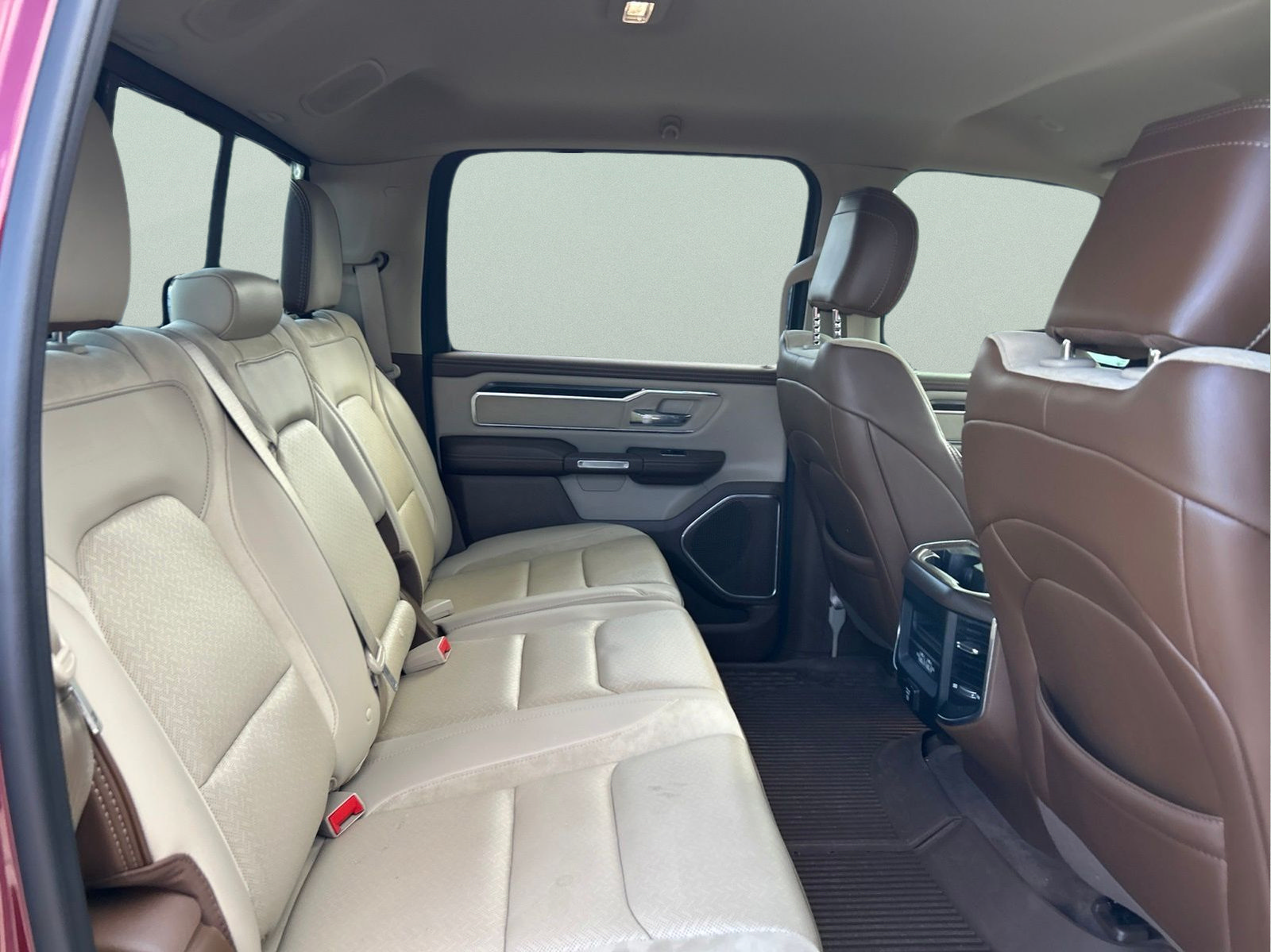 Used 2021 RAM 1500 Laramie RWD image 11