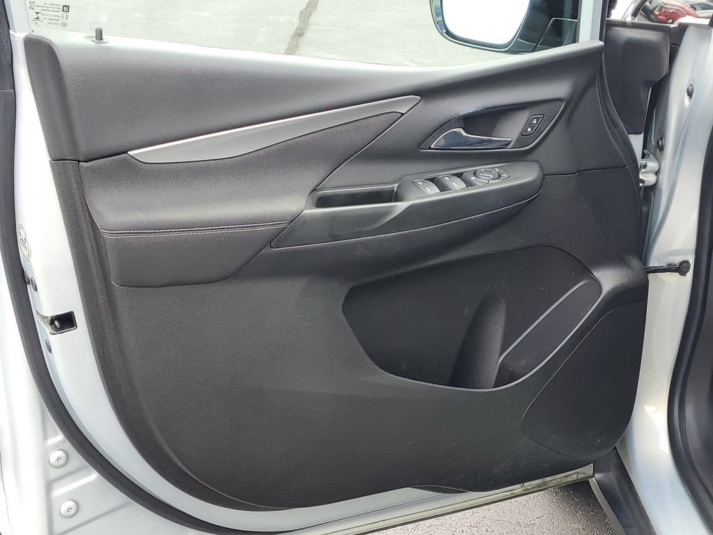 Used 2023 Chevrolet Bolt LT FWD image 21