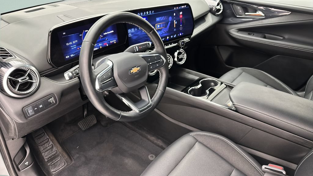 Used 2024 Chevrolet Blazer EV LT AWD/4WD image 13