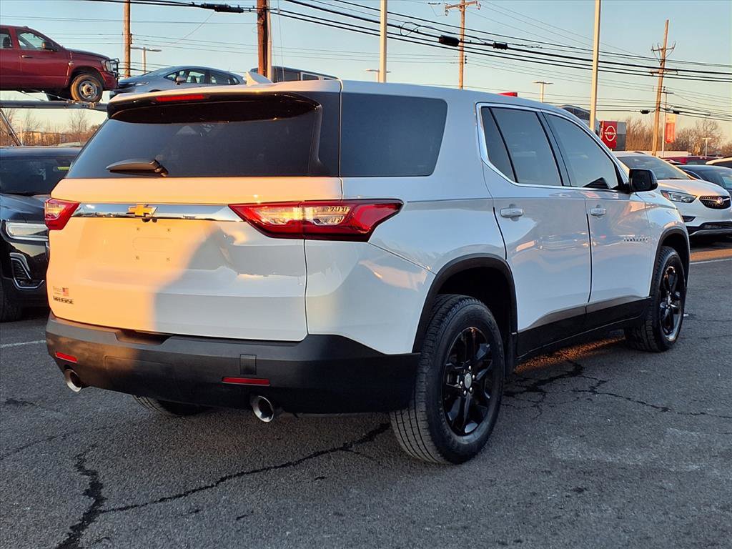 Used 2019 Chevrolet Traverse LS image 2