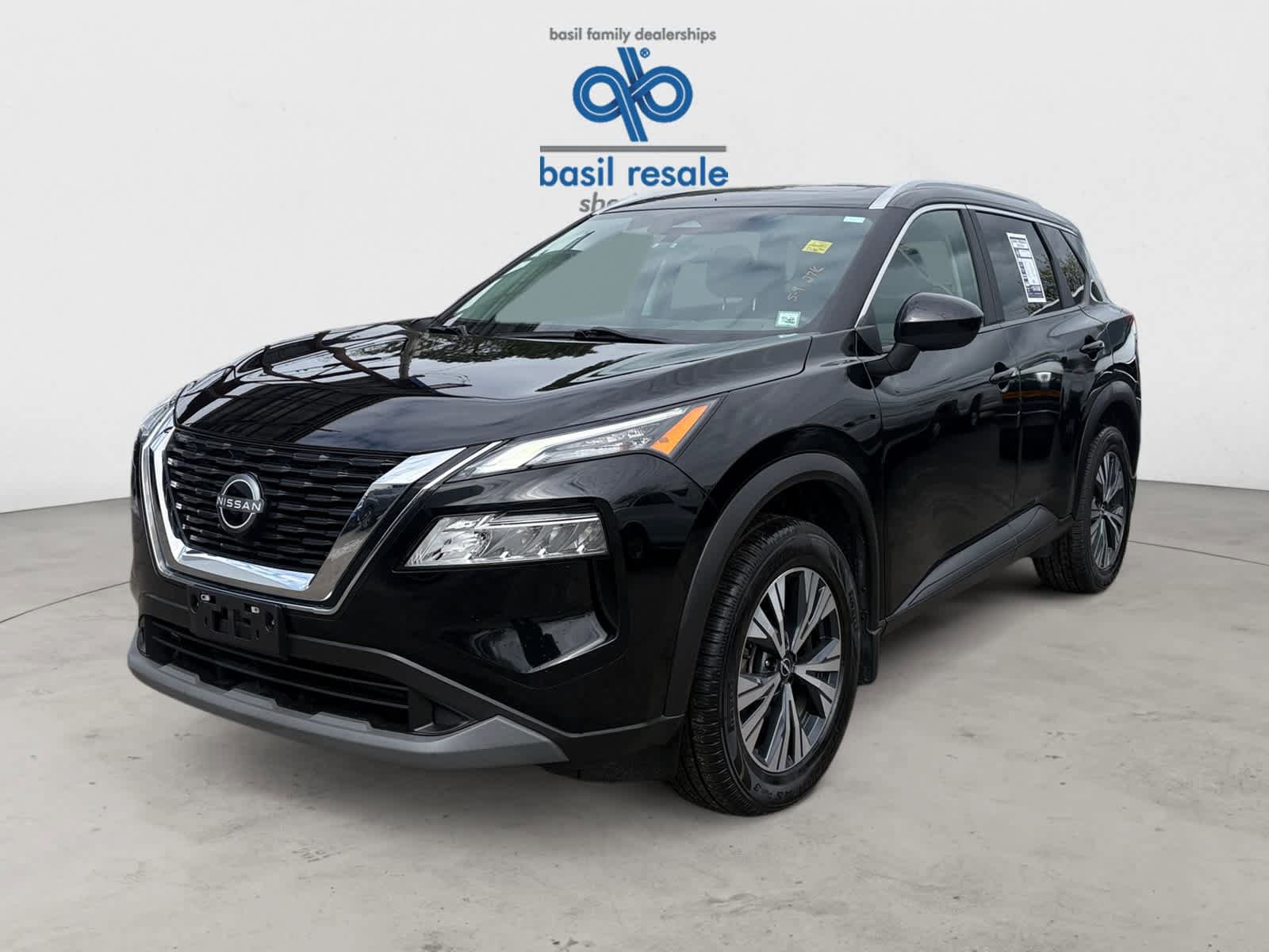 Used 2023 Nissan Rogue SV w/ SV Premium B Package AWD/4WD image 2