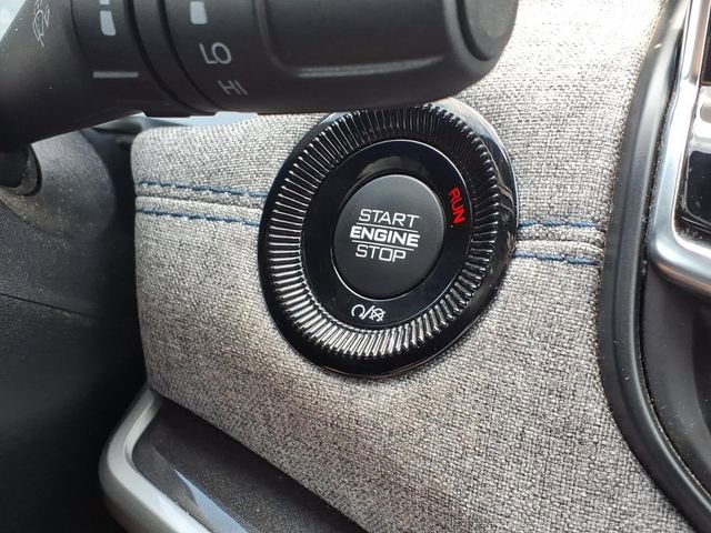 Used 2024 Jeep Compass Latitude image 10