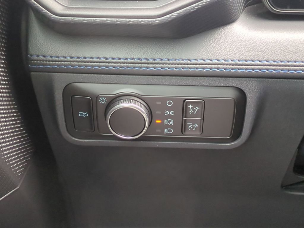 Used 2025 Ford Mustang Dark Horse image 24