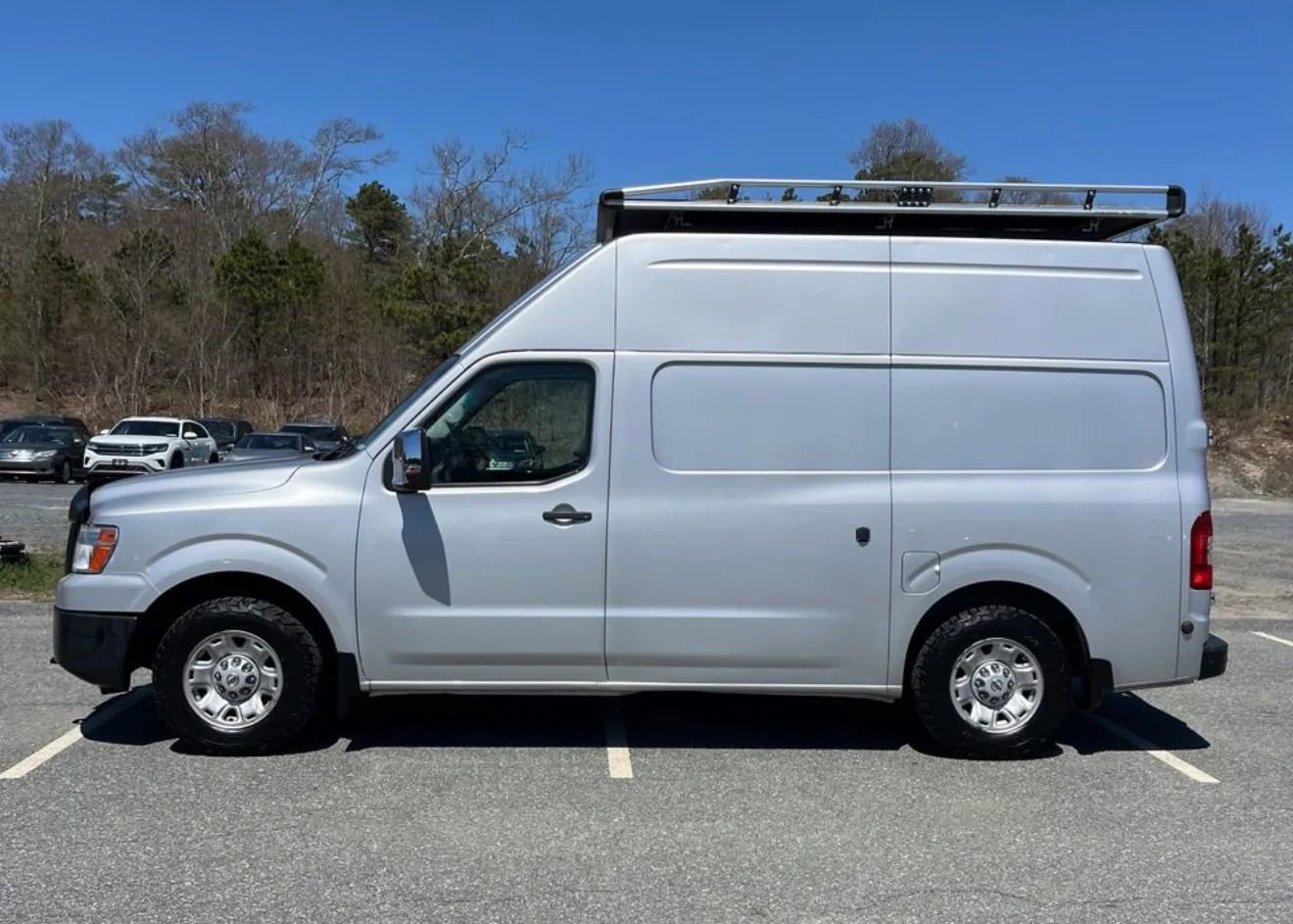 Used 2019 Nissan NV 2500 SV w/ Navigation Package RWD image 2