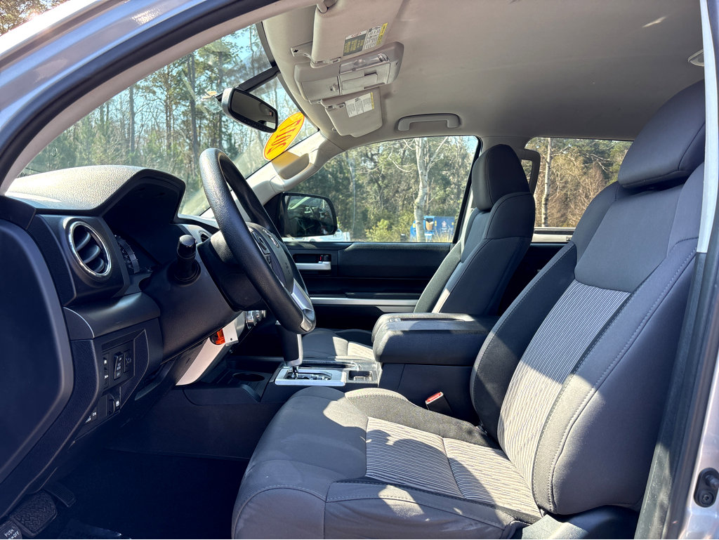 Used 2017 Toyota Tundra SR5 w/ SR5 Upgrade Package image 16