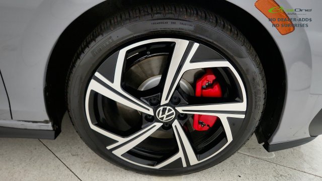 Used 2025 Volkswagen GTI SE FWD image 83