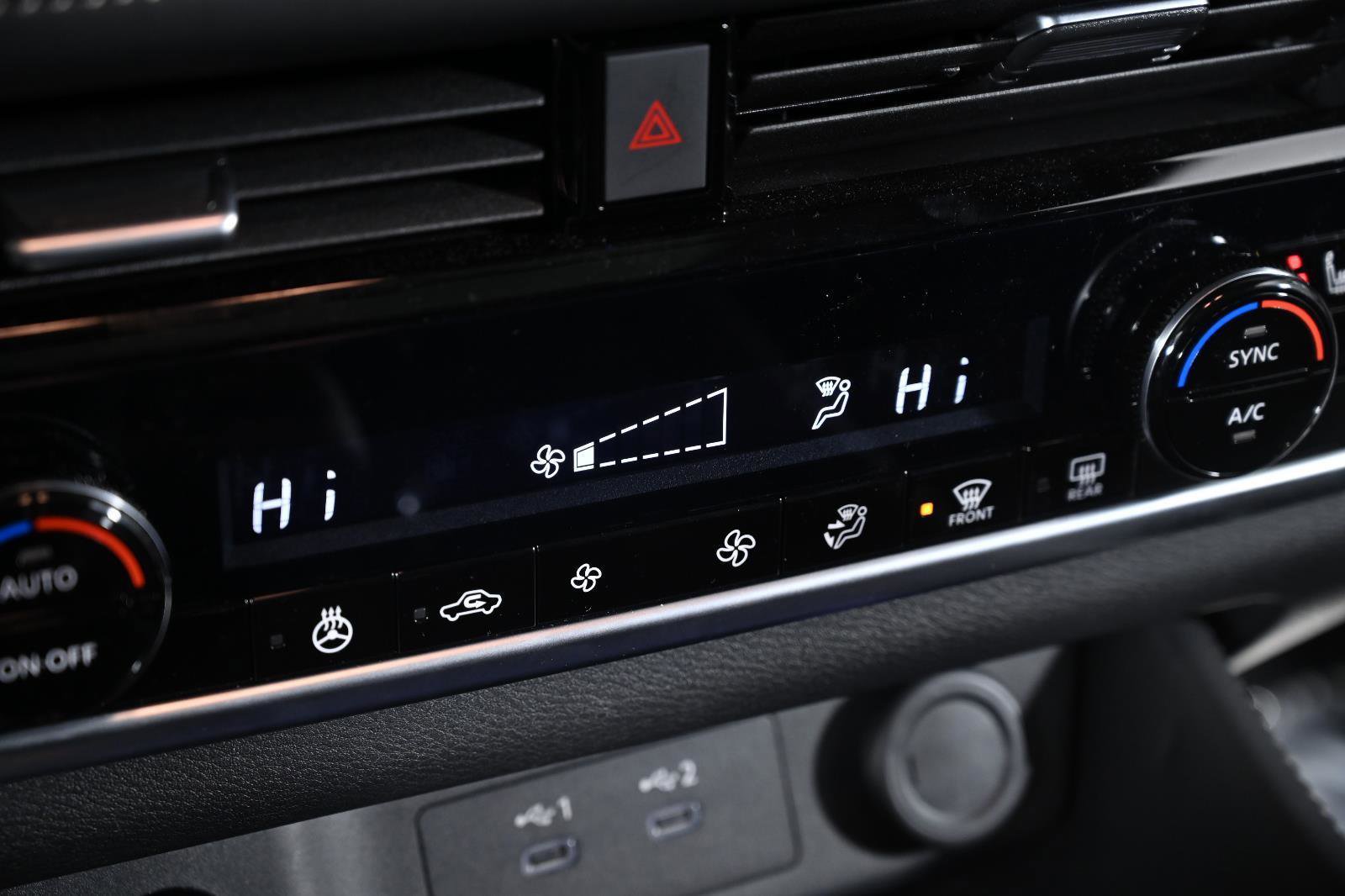 Used 2024 Nissan Rogue Platinum image 19