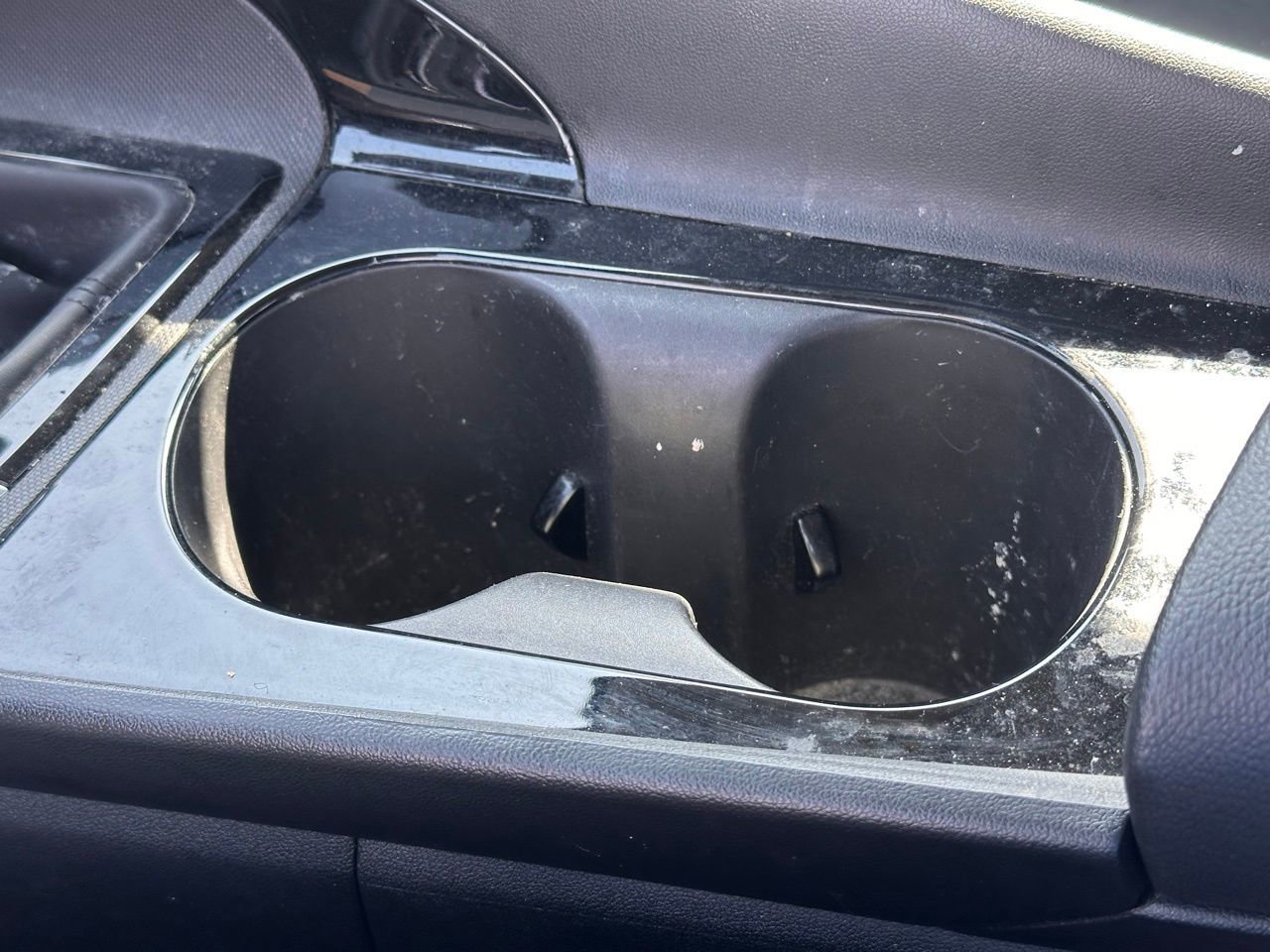 Used 2025 Hyundai Elantra Blue image 36