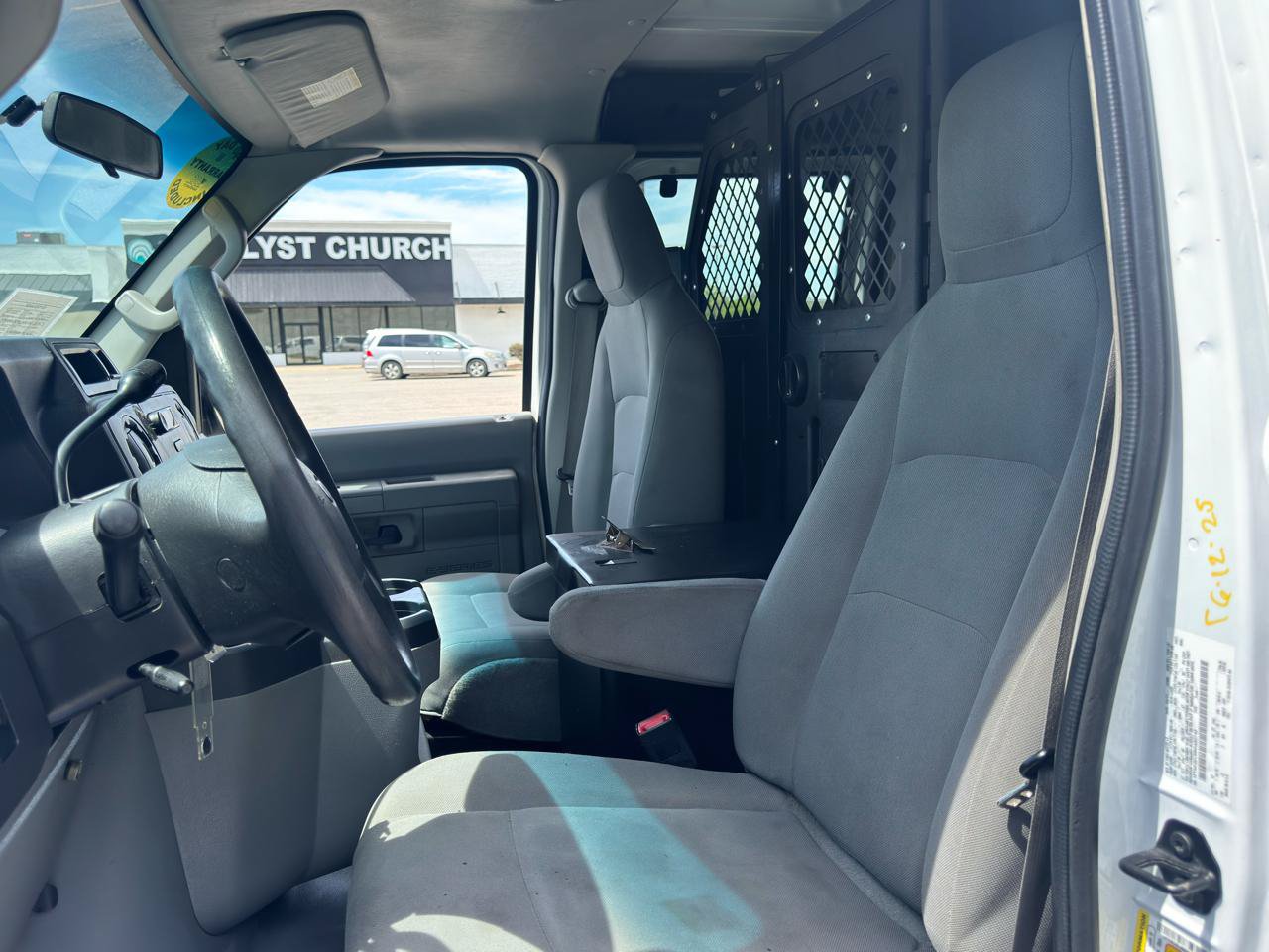 Used 2011 Ford E-250 and Econoline 250 w/ PWR Group RWD image 14