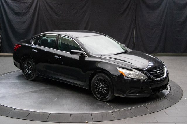 Used 2016 Nissan Altima 2.5 S w/ Power Driver Seat Package image 2