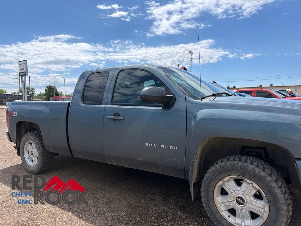 Used 2011 Chevrolet Silverado 1500 LTZ w/ LTZ Plus Package AWD/4WD image 16