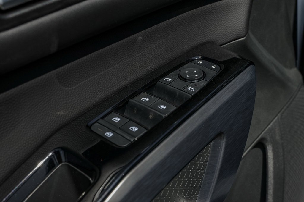 New 2026 Nissan Pathfinder SL FWD image 14