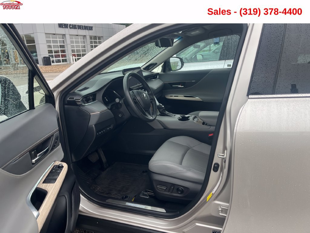 Certified 2023 Toyota Venza Limited AWD/4WD image 12
