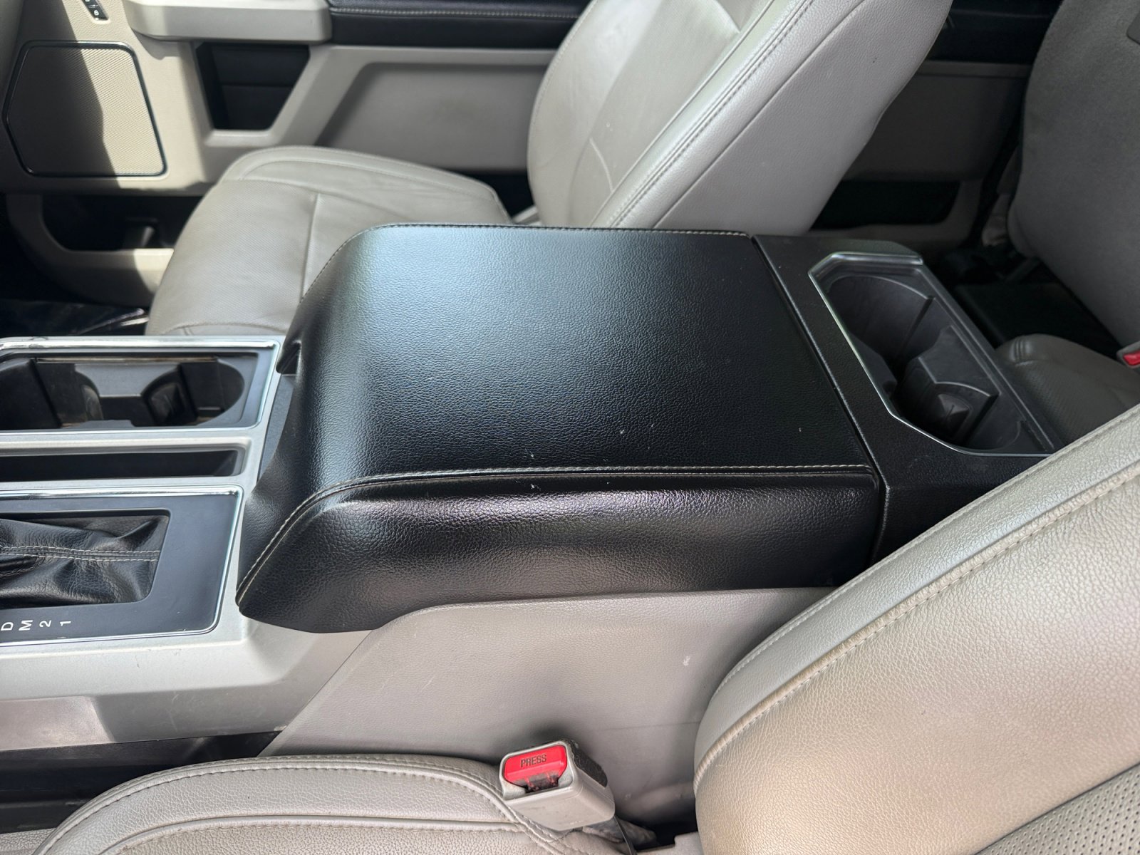 Used 2016 Ford F150 Lariat w/ Equipment Group 501A Mid RWD image 14