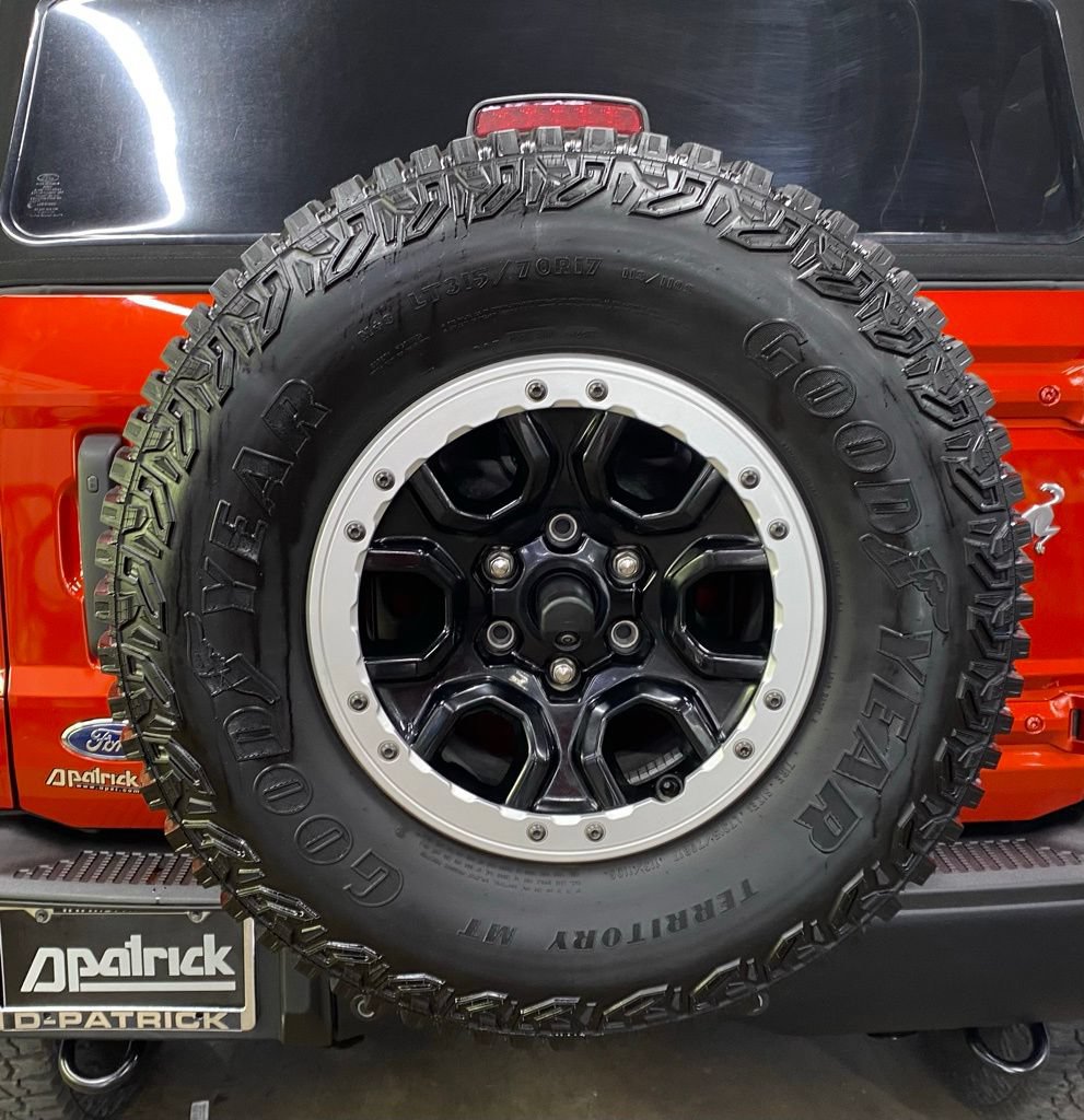 Used 2023 Ford Bronco Badlands AWD/4WD image 10