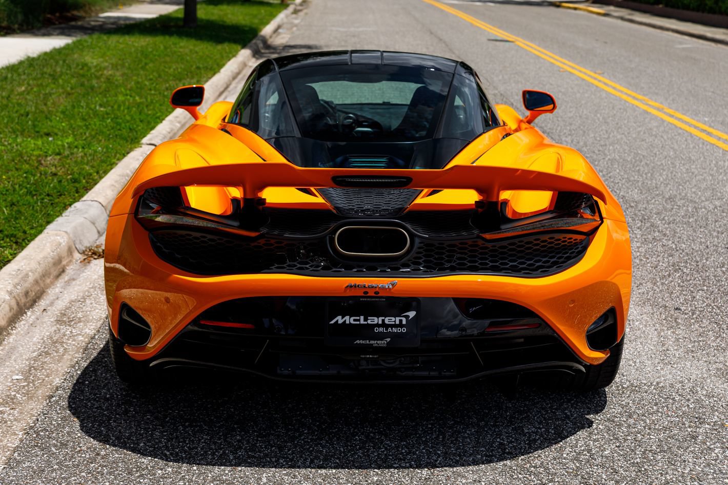 New 2027 McLaren 750S RWD image 9
