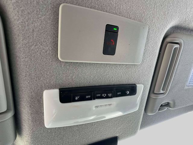 Used 2024 Nissan Kicks SV image 37